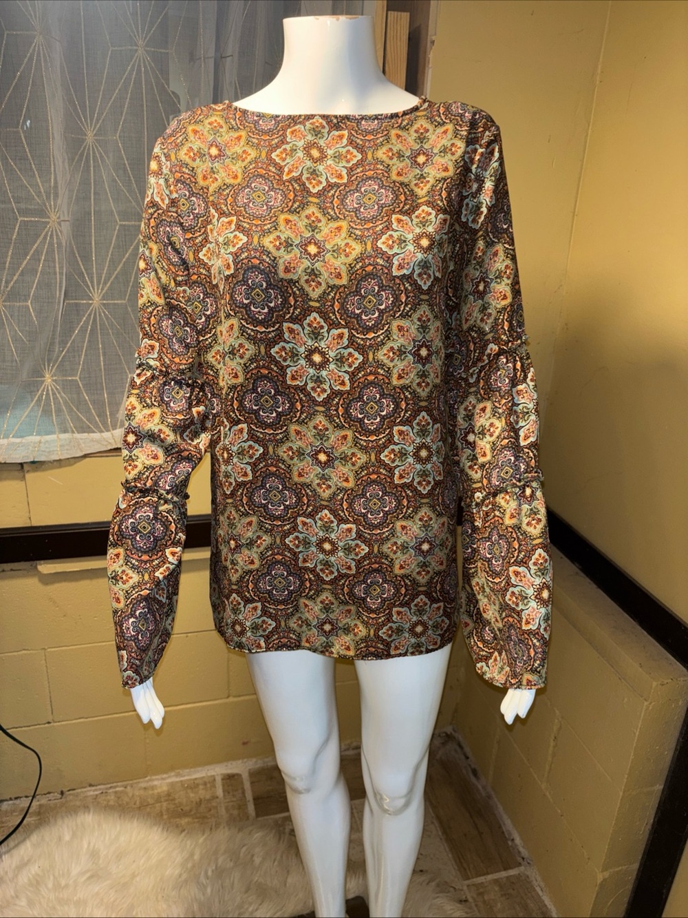 Womens Multicolor Paisley-Print Long Sleeve Skirt